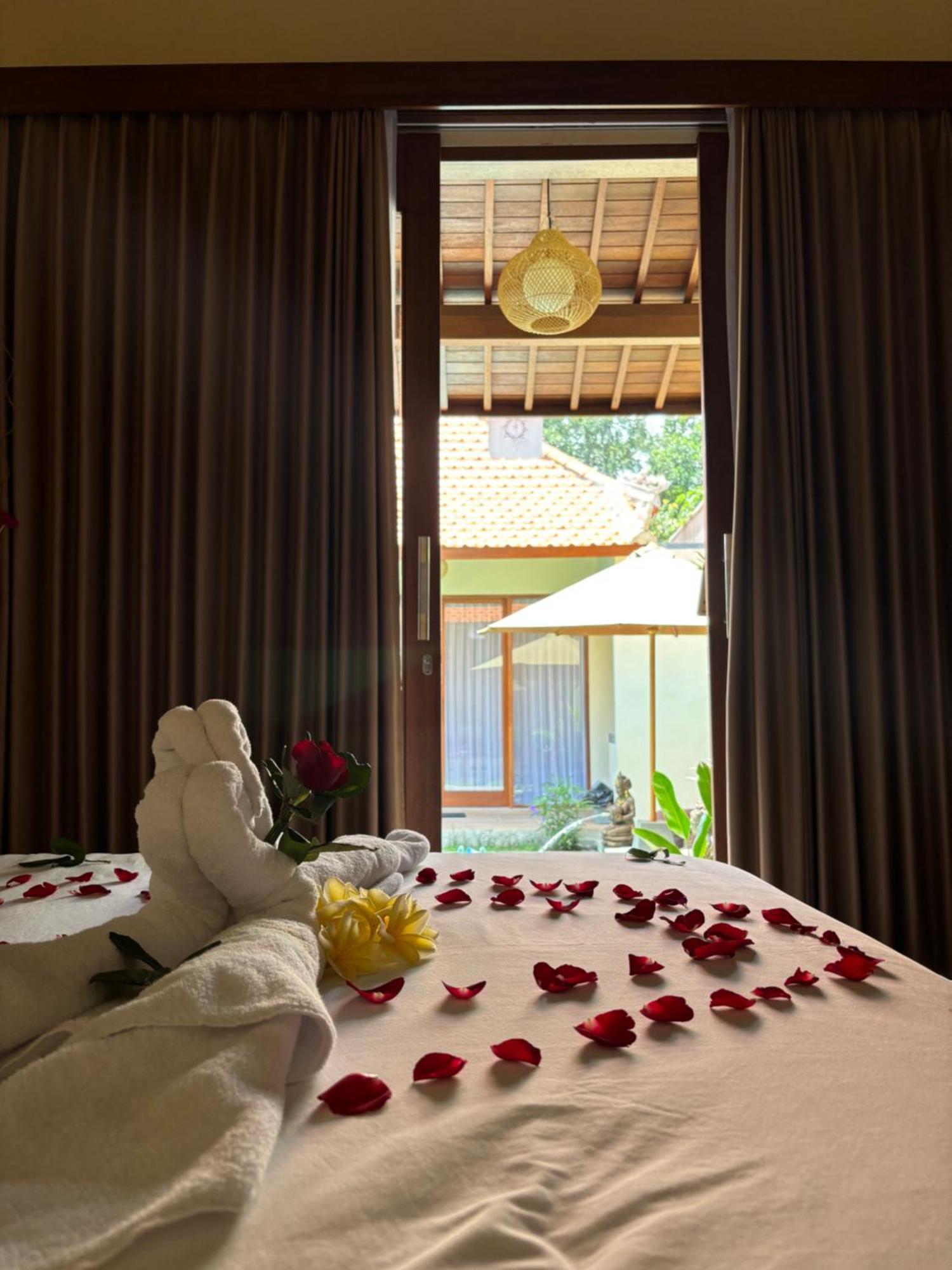 Cempaka Kembar Guest House Ubud  Luaran gambar