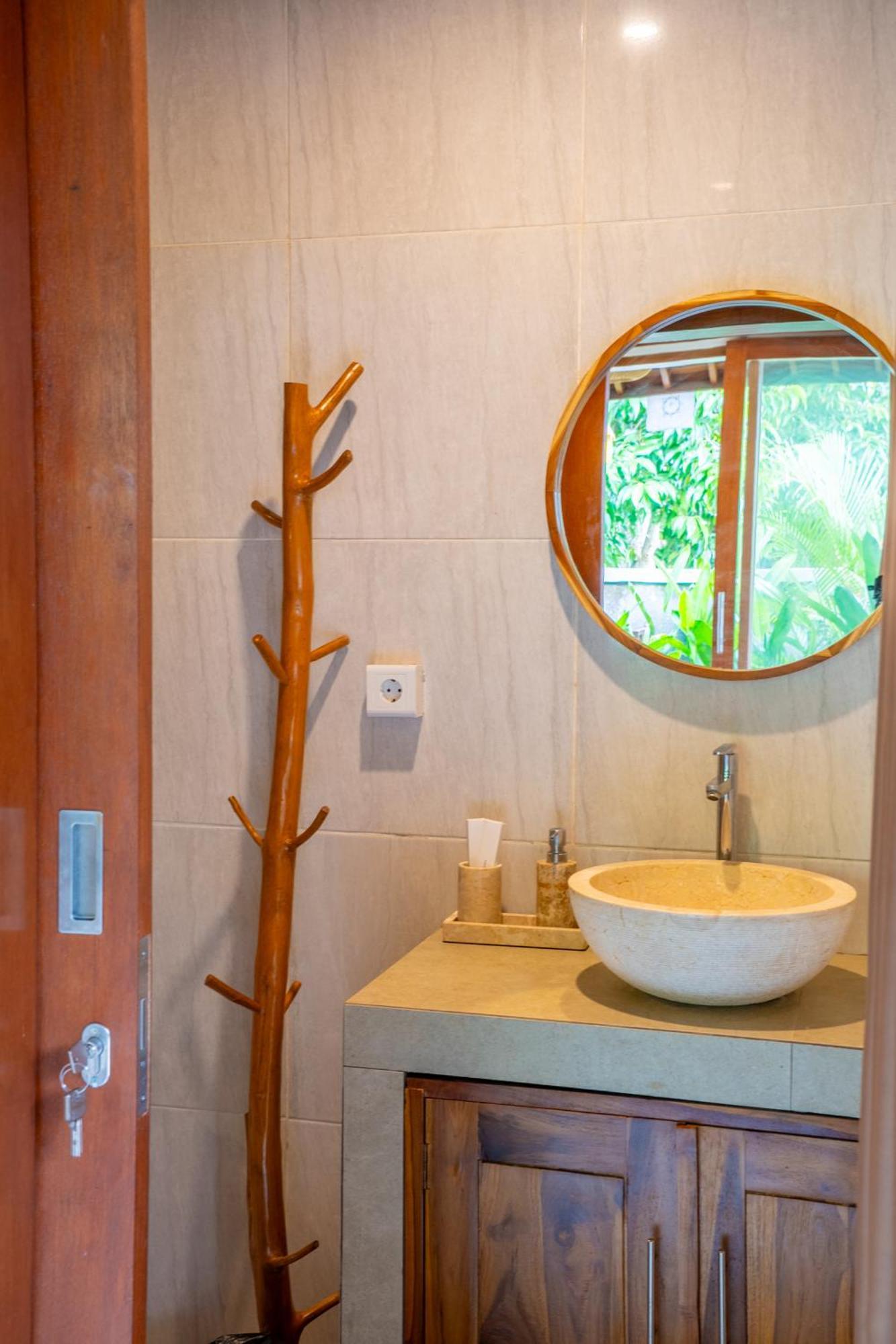 Cempaka Kembar Guest House Ubud  Luaran gambar